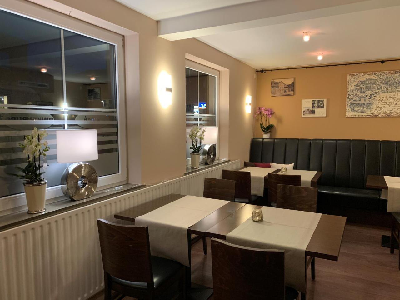 Hotel Und Restaurant Pinkenburg Веннигзен Экстерьер фото
